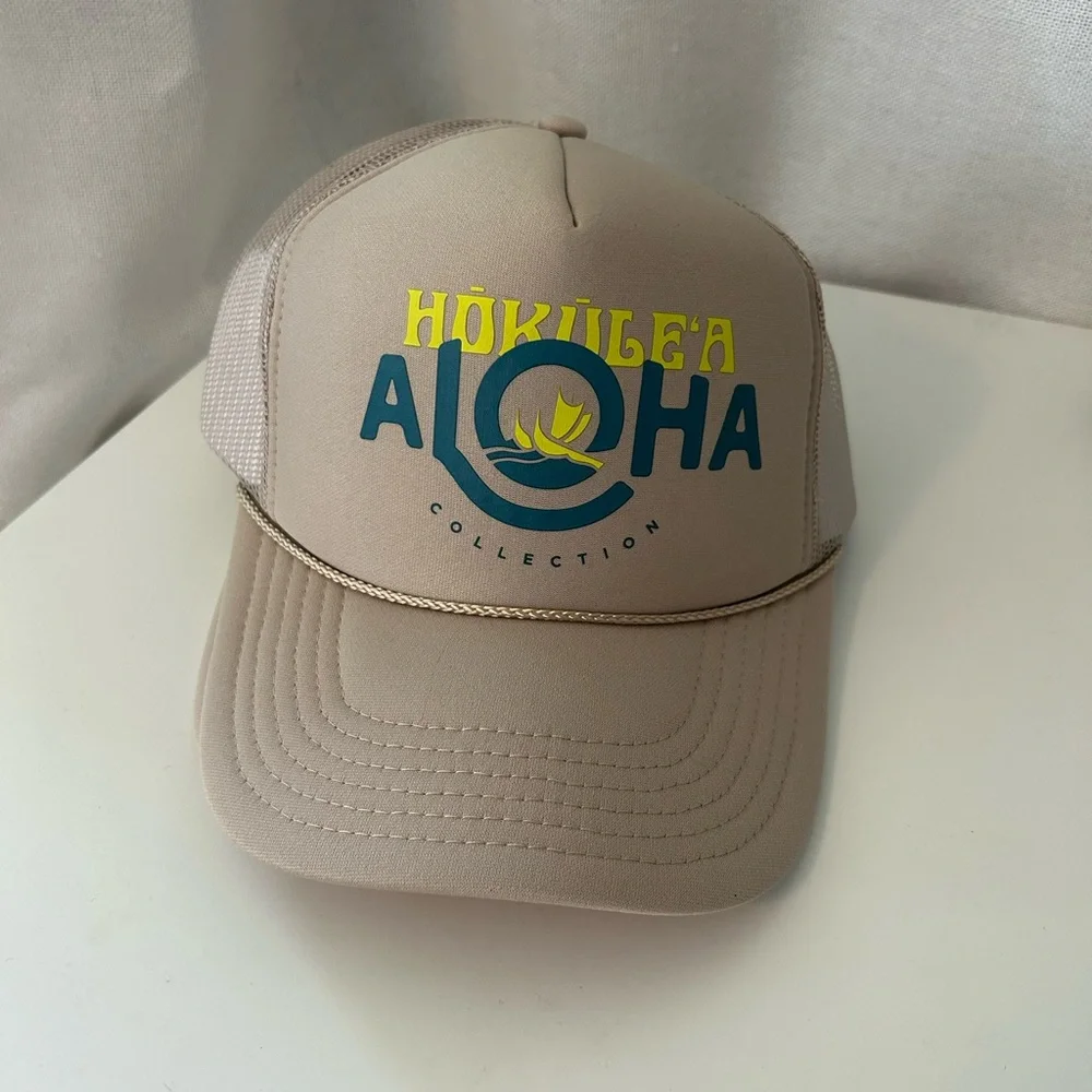 New Aloha Collection x Hokulea trucker hat - Picture 1 of 3
